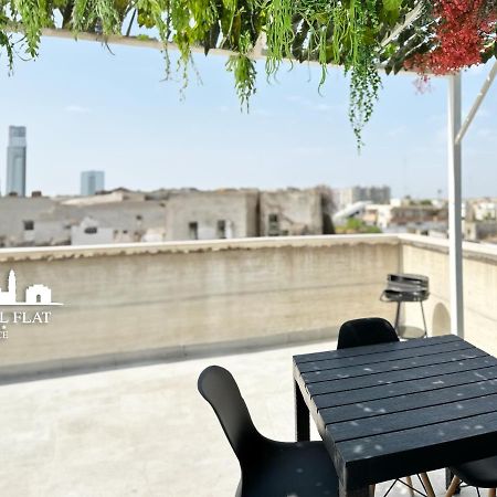 Lecce Central Flat - Attico Con Patio E Parcheggio Privato Apartman Kültér fotó